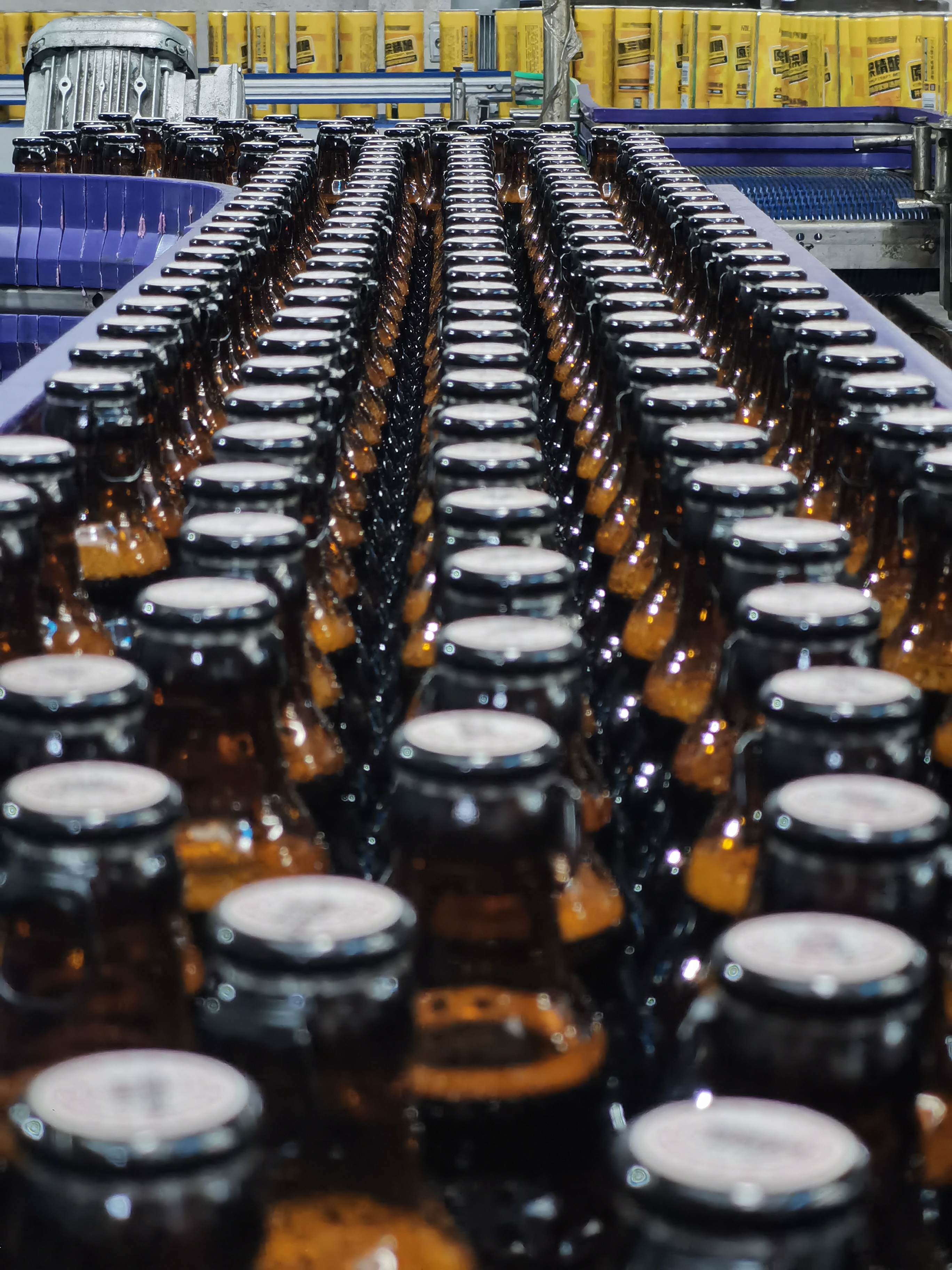 Pull-ring aluminum crown caps